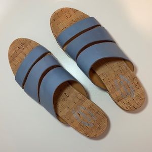 Kork Ease multi strap slides.